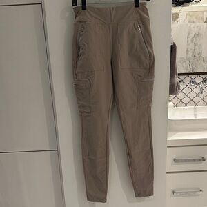 Athleta Tan Cargo Leggings, size 8tall